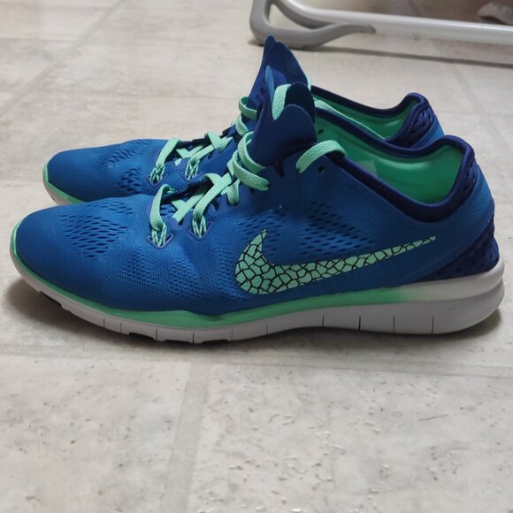 NIKE FREE 5.0 WOMEN SNEAKERS BLUE SIZE US. 9 PRE-OWNED - Picture 3 of 11